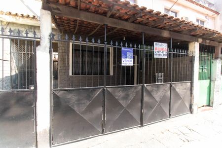 Casa à venda com 76m², 1 quarto e 1 vaga Casa à venda com 76m², 1 quarto e 1 vagaPlaquinha