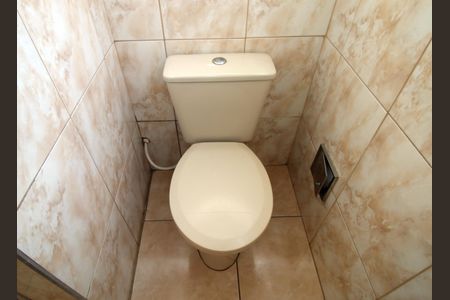Casa para alugar com 58m², 2 quartos e sem vagaBanheiro Social