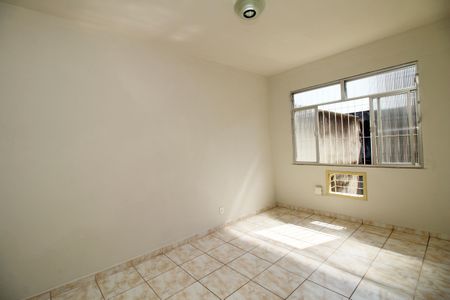 Quarto 1 de casa para alugar com 2 quartos, 58m² em Vicente de Carvalho, Rio de Janeiro