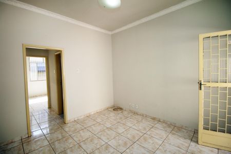 Casa para alugar com 58m², 2 quartos e sem vagaSala