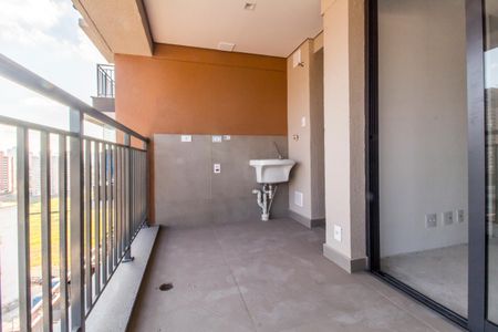 Varanda da Sala de apartamento à venda com 2 quartos, 64m² em Centro Comercial Jubran, Barueri