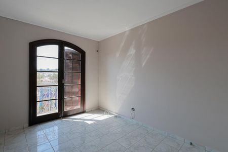 Casa à venda com 227m², 4 quartos e 2 vagas Casa à venda com 227m², 4 quartos e 2 vagasQuarto 1