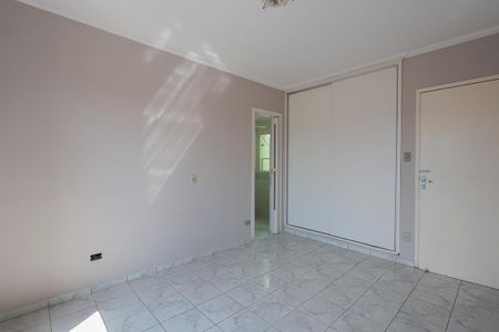 Casa à venda com 227m², 4 quartos e 2 vagas Casa à venda com 227m², 4 quartos e 2 vagasSuíte
