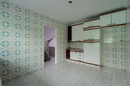 Casa à venda com 227m², 4 quartos e 2 vagas Casa à venda com 227m², 4 quartos e 2 vagasCozinha