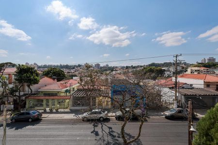 Casa à venda com 227m², 4 quartos e 2 vagas Casa à venda com 227m², 4 quartos e 2 vagasVista da varanda da suíte