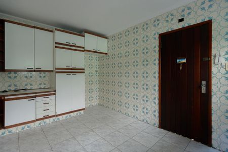 Casa à venda com 227m², 4 quartos e 2 vagas Casa à venda com 227m², 4 quartos e 2 vagasCozinha