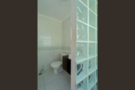 Casa à venda com 227m², 4 quartos e 2 vagas Casa à venda com 227m², 4 quartos e 2 vagasBanheiro da suíte