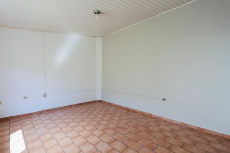 Casa à venda com 227m², 4 quartos e 2 vagas Casa à venda com 227m², 4 quartos e 2 vagasEdícula - Sala