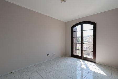 Casa à venda com 227m², 4 quartos e 2 vagas Casa à venda com 227m², 4 quartos e 2 vagasSuíte