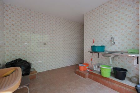 Casa à venda com 227m², 4 quartos e 2 vagas Casa à venda com 227m², 4 quartos e 2 vagasÁrea de serviço