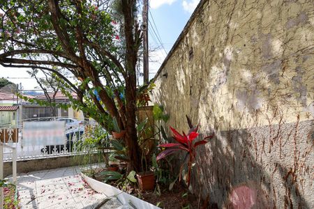 Casa à venda com 227m², 4 quartos e 2 vagas Casa à venda com 227m², 4 quartos e 2 vagasJardim