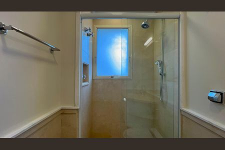 Apartamento à venda com 280m², 3 quartos e 3 vagas Apartamento à venda com 280m², 3 quartos e 3 vagasBanheiro da Suíte 1