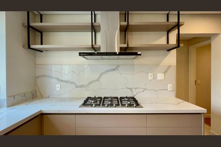 Apartamento à venda com 280m², 3 quartos e 3 vagas Apartamento à venda com 280m², 3 quartos e 3 vagasCozinha