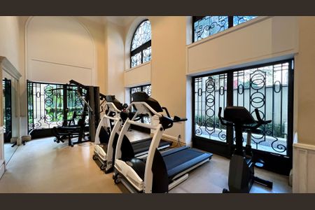 Apartamento à venda com 280m², 3 quartos e 3 vagas Apartamento à venda com 280m², 3 quartos e 3 vagasAcademia