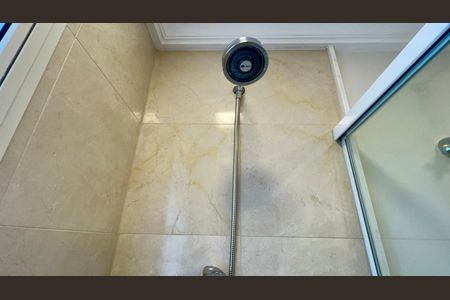 Apartamento à venda com 280m², 3 quartos e 3 vagas Apartamento à venda com 280m², 3 quartos e 3 vagasBanheiro da Suíte 1