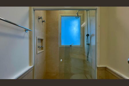 Apartamento à venda com 280m², 3 quartos e 3 vagas Apartamento à venda com 280m², 3 quartos e 3 vagasBanheiro da Suíte 2