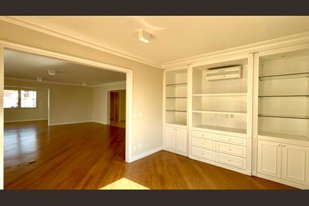 Apartamento à venda com 280m², 3 quartos e 3 vagas Apartamento à venda com 280m², 3 quartos e 3 vagasSala 2