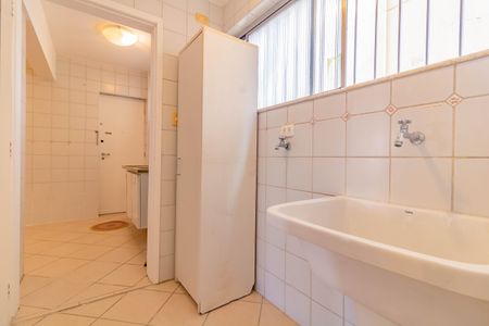 Apartamento à venda com 64m², 2 quartos e 1 vagaÁrea de Serviço