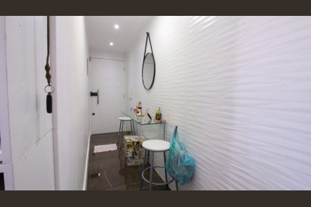 Apartamento à venda com 41m², 1 quarto e sem vaga Apartamento à venda com 41m², 1 quarto e sem vagaCorredor
