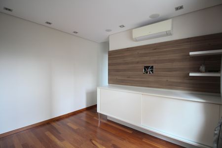 Apartamento à venda com 200m², 3 quartos e 3 vagasSuíte 1