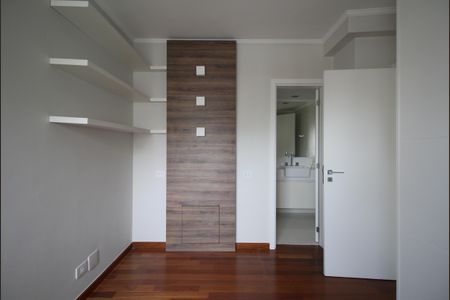 Apartamento à venda com 200m², 3 quartos e 3 vagasBanheiro da Suíte 2