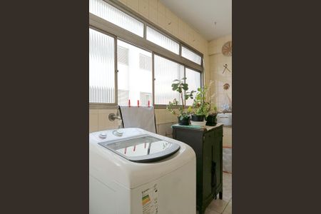 Apartamento para alugar com 113m², 3 quartos e 1 vagaÁrea de Serviço