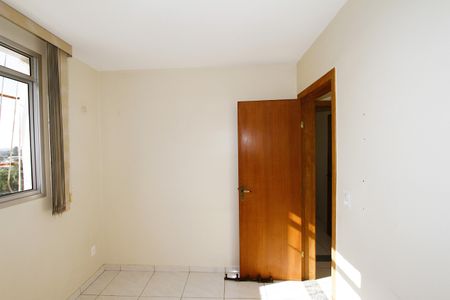 Apartamento à venda com 140m², 3 quartos e 2 vagasQuarto 2