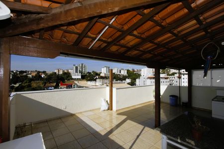 Apartamento à venda com 140m², 3 quartos e 2 vagasCobertura