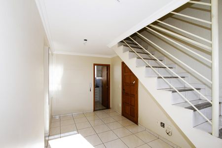 Sala de apartamento à venda com 3 quartos, 140m² em Estrela do Oriente, Belo Horizonte