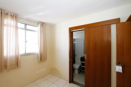 Apartamento à venda com 140m², 3 quartos e 2 vagasSuíte