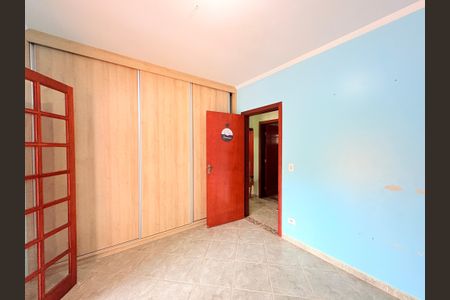 Casa de condomínio à venda com 1000m², 5 quartos e 7 vagasQuarto 2