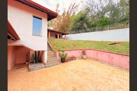 Casa de condomínio à venda com 1000m², 5 quartos e 7 vagasFrente da casa