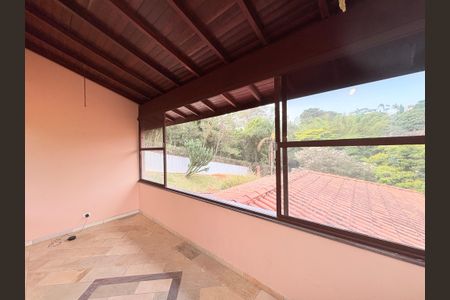 Casa de condomínio à venda com 1000m², 5 quartos e 7 vagasVaranda da Sala