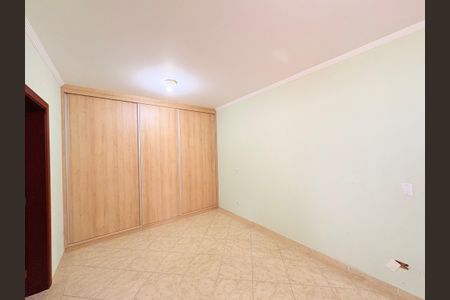 Casa de condomínio à venda com 1000m², 5 quartos e 7 vagasSuíte 2