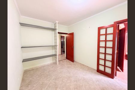 Casa de condomínio à venda com 1000m², 5 quartos e 7 vagasQuarto 1