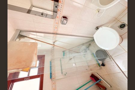 Casa de condomínio à venda com 1000m², 5 quartos e 7 vagasBanheiro de serviço