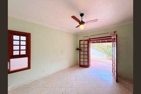 Casa de condomínio à venda com 1000m², 5 quartos e 7 vagasSuíte 1