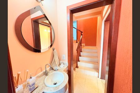 Casa de condomínio à venda com 1000m², 5 quartos e 7 vagasLavabo