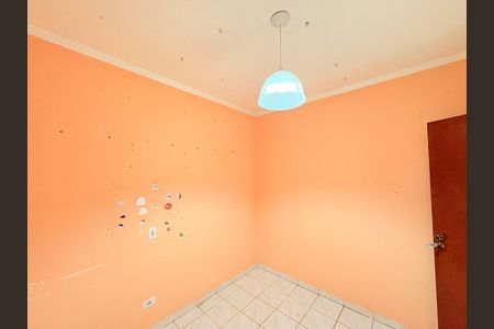 Casa de condomínio à venda com 1000m², 5 quartos e 7 vagasQuarto de Serviço do andar inferior