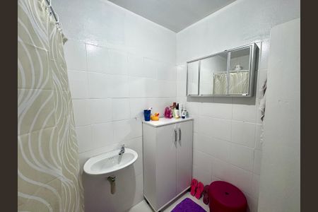 Casa à venda com 90m², 3 quartos e 1 vagaBanheiro