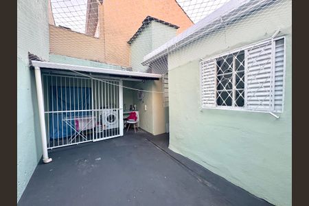 Casa à venda com 90m², 3 quartos e 1 vagaÁrea de Serviço