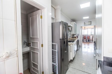 Apartamento à venda com 118m², 2 quartos e 2 vagas Apartamento à venda com 118m², 2 quartos e 2 vagasÁrea de Serviço