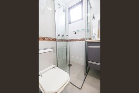 Apartamento à venda com 118m², 2 quartos e 2 vagas Apartamento à venda com 118m², 2 quartos e 2 vagasBanheiro da Suíte 3