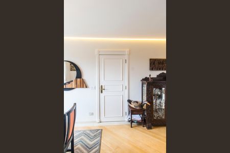 Apartamento à venda com 118m², 2 quartos e 2 vagas Apartamento à venda com 118m², 2 quartos e 2 vagasEntrada