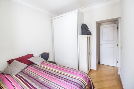 Apartamento à venda com 118m², 2 quartos e 2 vagas Apartamento à venda com 118m², 2 quartos e 2 vagasSuíte 2