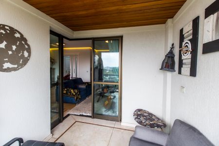 Apartamento à venda com 118m², 2 quartos e 2 vagas Apartamento à venda com 118m², 2 quartos e 2 vagasVaranda da Sala