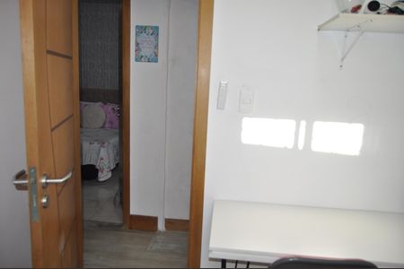 Quarto de casa de condomínio à venda com 2 quartos, 100m² em Todos Os Santos, Rio de Janeiro