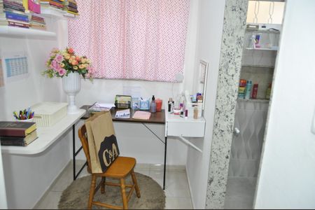 Casa de condomínio à venda com 100m², 2 quartos e 2 vagasSuíte 