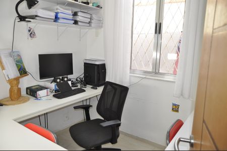 Casa de condomínio à venda com 100m², 2 quartos e 2 vagasQuarto