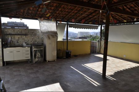 Casa de condomínio à venda com 100m², 2 quartos e 2 vagasÁrea Externa